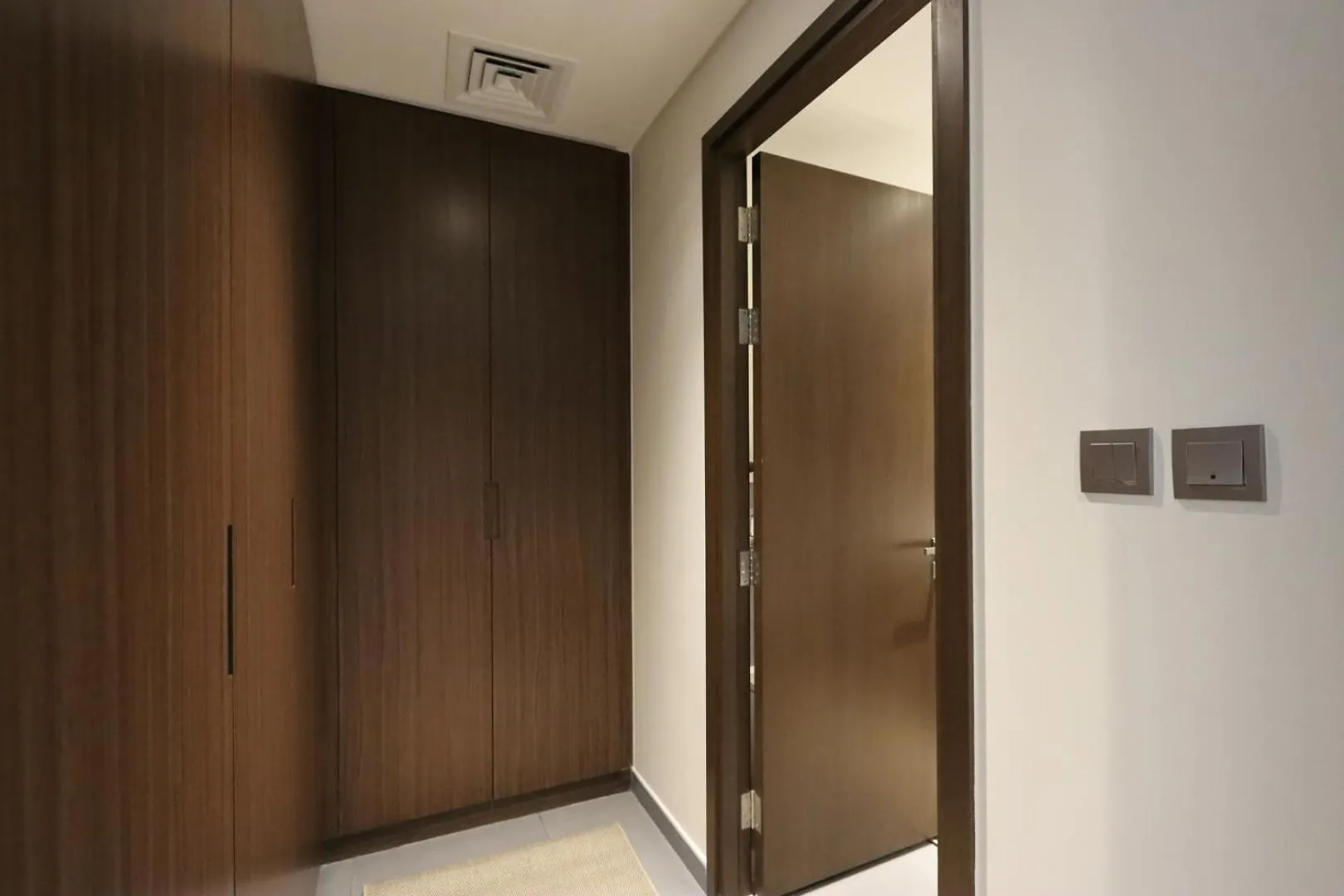 Livbnb- Embrace Serenity In 2B,Dubai Creek Harbour United Arab Emirates