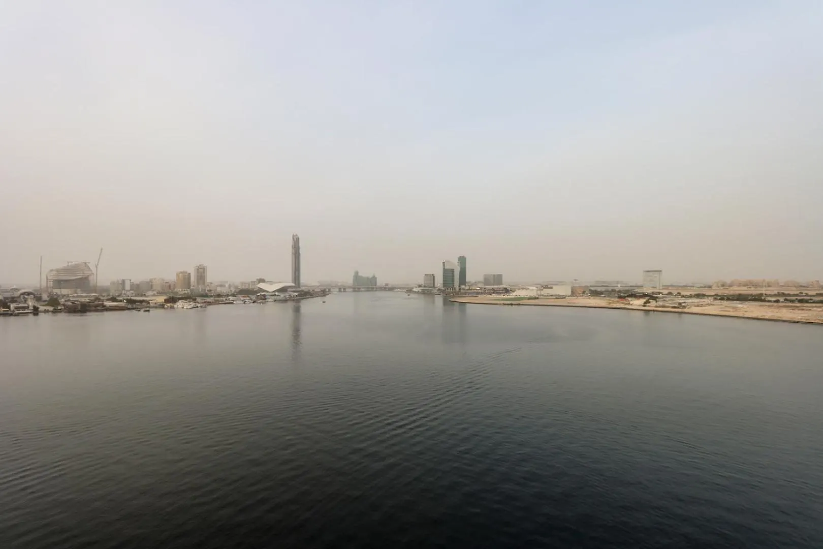Apartment Livbnb- Embrace Serenity In 2B,Dubai Creek Harbour